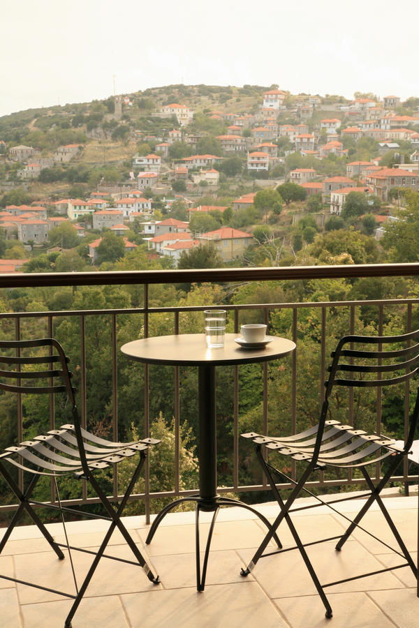 Arhontiko Parnona Hotel Karyes Exterior foto