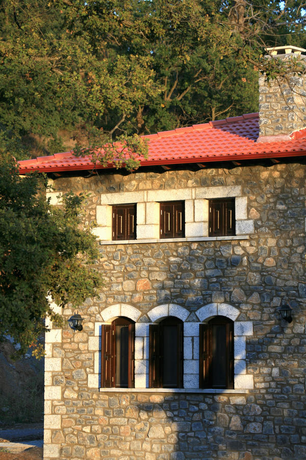 Arhontiko Parnona Hotel Karyes Exterior foto